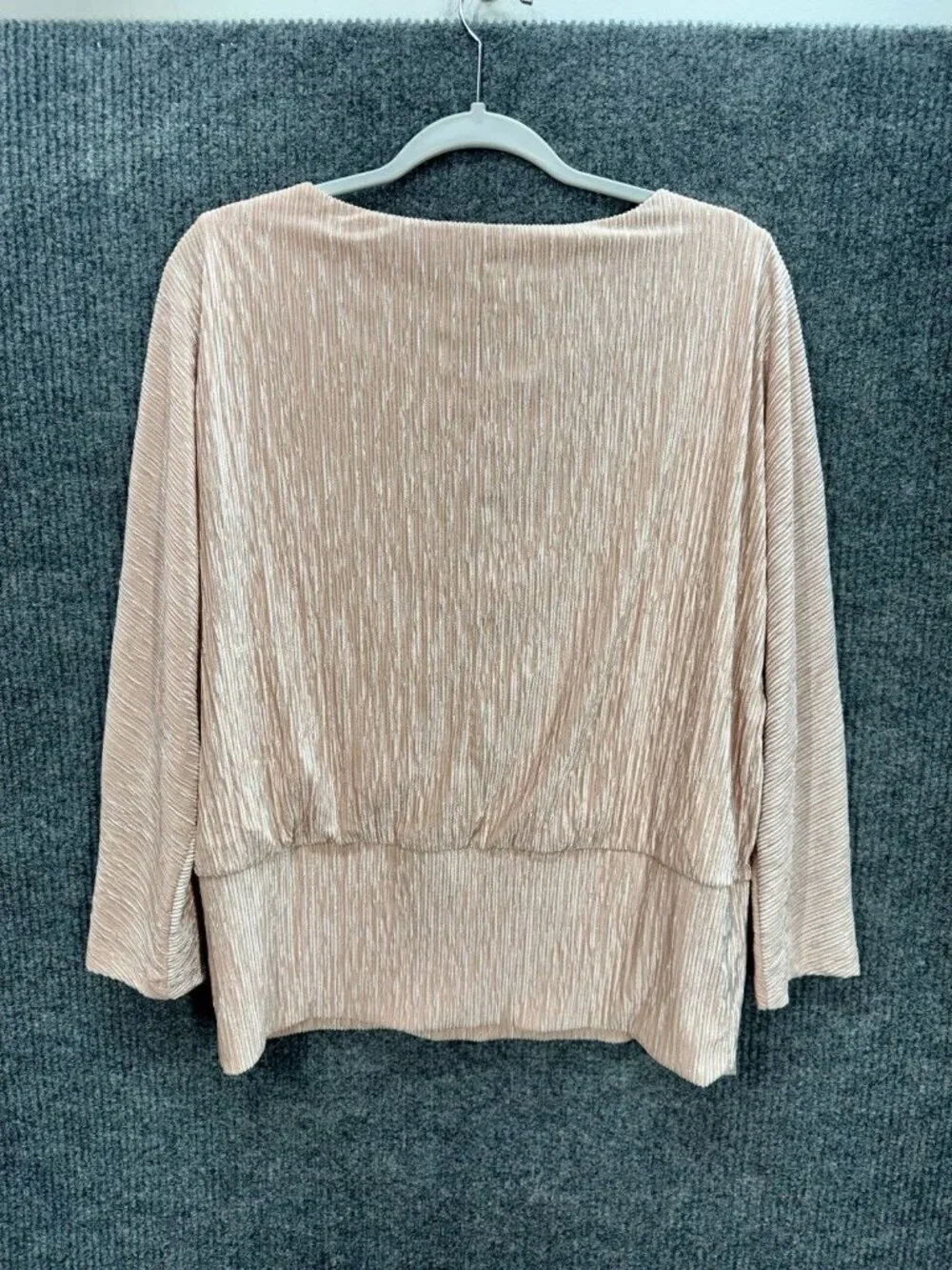 Chicos Velvet Crinkle Top Womens 2/Large Rose Pink Banded Bottom Long Sleeve NEW - Picture 4 of 12